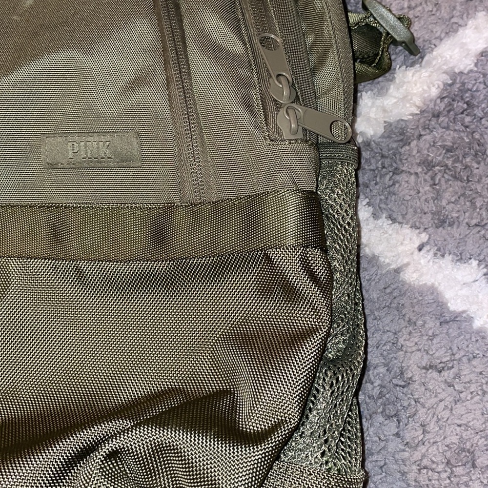 Pink backpack - Picture 4 of 5